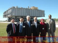 Malaysian Ambassador Visit January 2005Wong Seng Foo, Malaysian Trade Attache' to U.S., Phang Ah Tong, Consulate General of Malaysia, Malaysian Ambassador Ghazzali, Bernhard Schutte, CEO of Digital Media Network,Inc., Dr. Zahratul Kamar Mahmud, Director Malaysian Students Department, and Captain Winston Scott, Executive Director of Florida Space Authority 