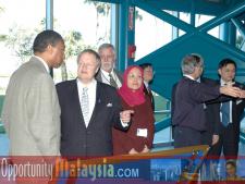 Malaysian Ambassador Visit January 2005Bernhard Schutte, CEO of Digital Media Network,Inc. and Captain Winston Scott, Executive Director of Florida Space Authority   