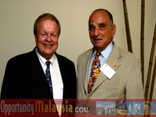Bernhard Schutte and John BauerFrom Left to right: Bernhard Schutte, CEO of Digital Media Network (DMNI) and Consul John Bauer, President of Basic Food International. 